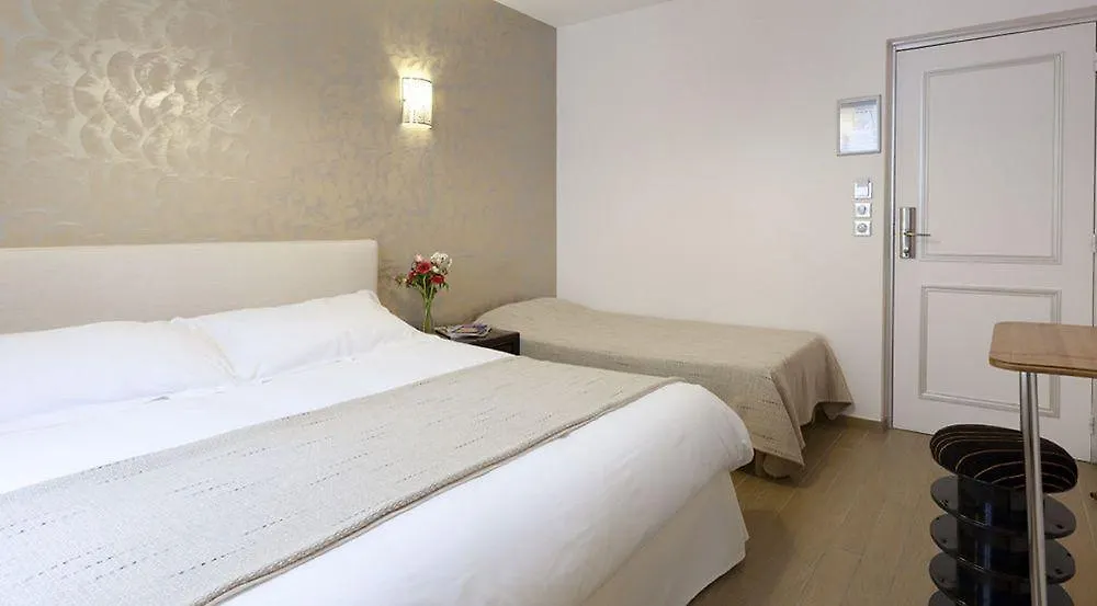 Hotel Sofia Parijs 2*,